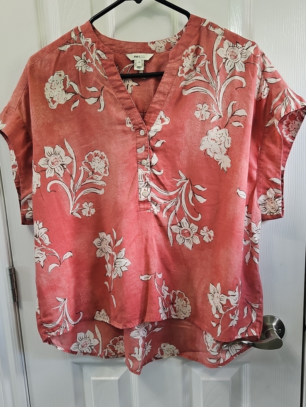 RW&CO Top Size Large Color pink/red